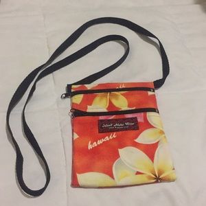 🌸Aloha Wear Crossbody Pouch🌸